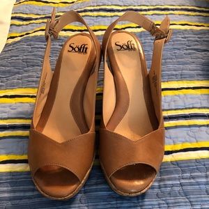 Like new wedge sandals. 8.5